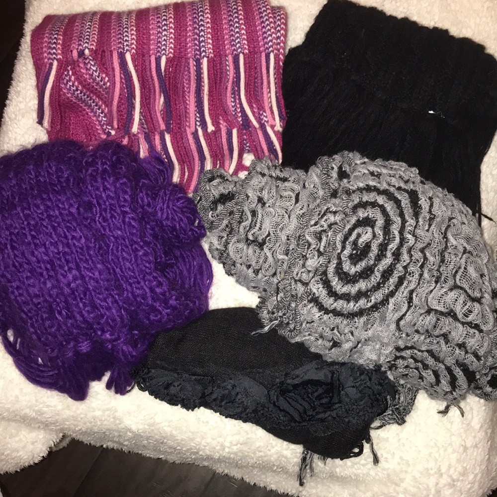 Women's scarves